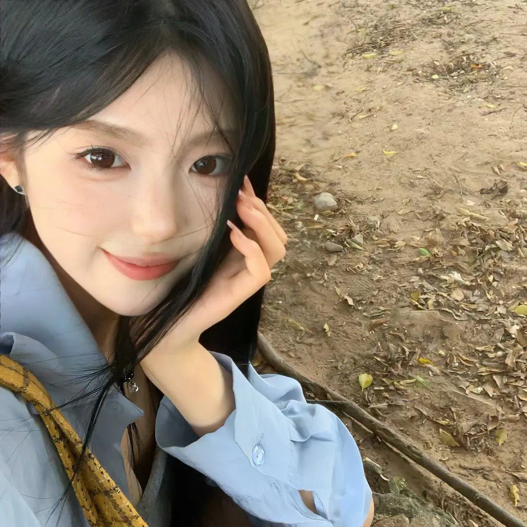 轻拍翻转小魔女